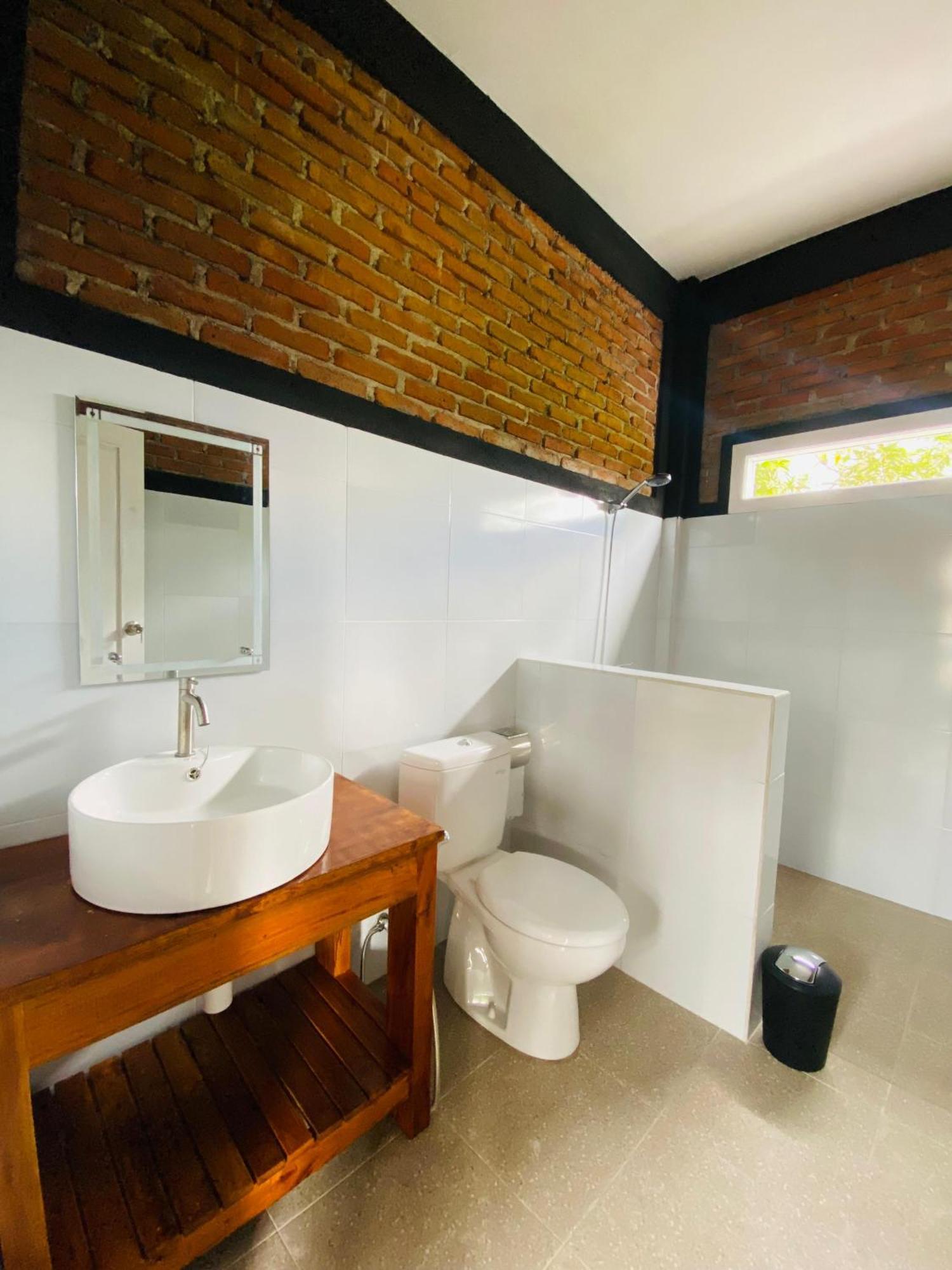 Arista Homestay Tetebatu Exterior photo